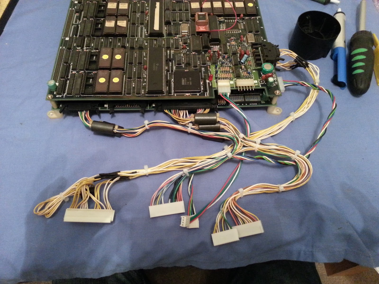 Jump 'n' Fire Sega Outrun in a Power Drift arcade cab.