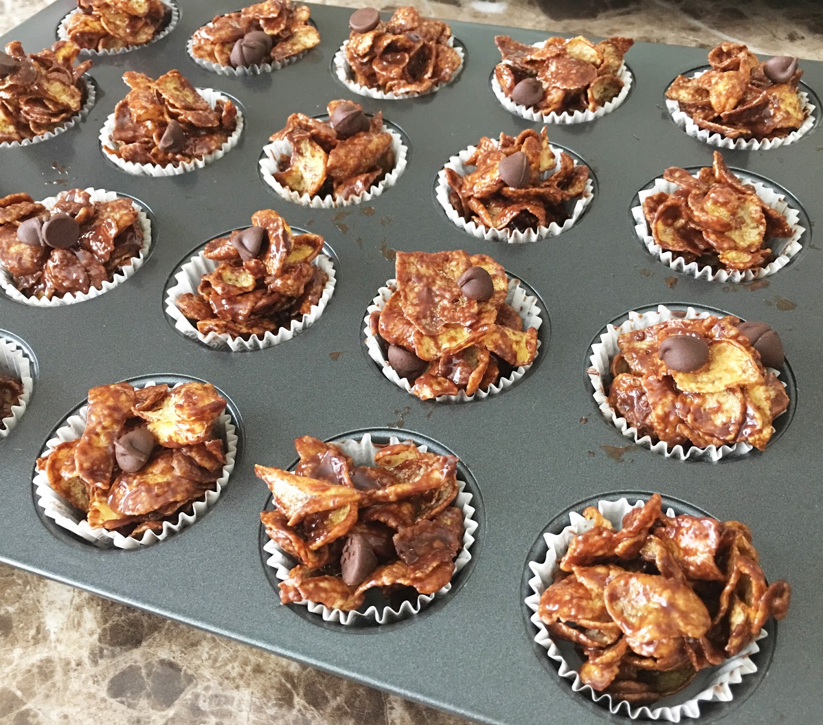 Cooking with Kids Corn Flakes Chocolate Cookie Cups recipe