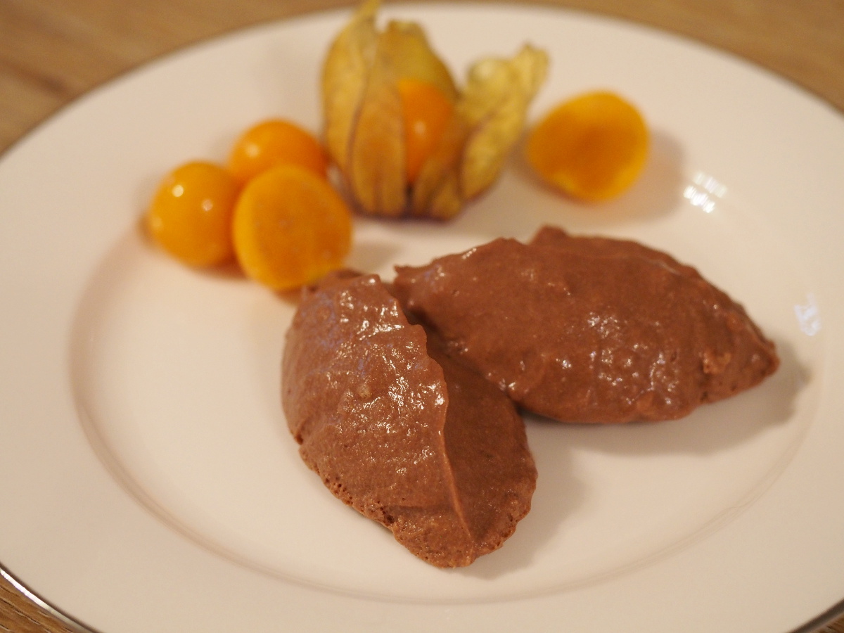 einfache Schokoladenmousse (ca. 6 Portionen)