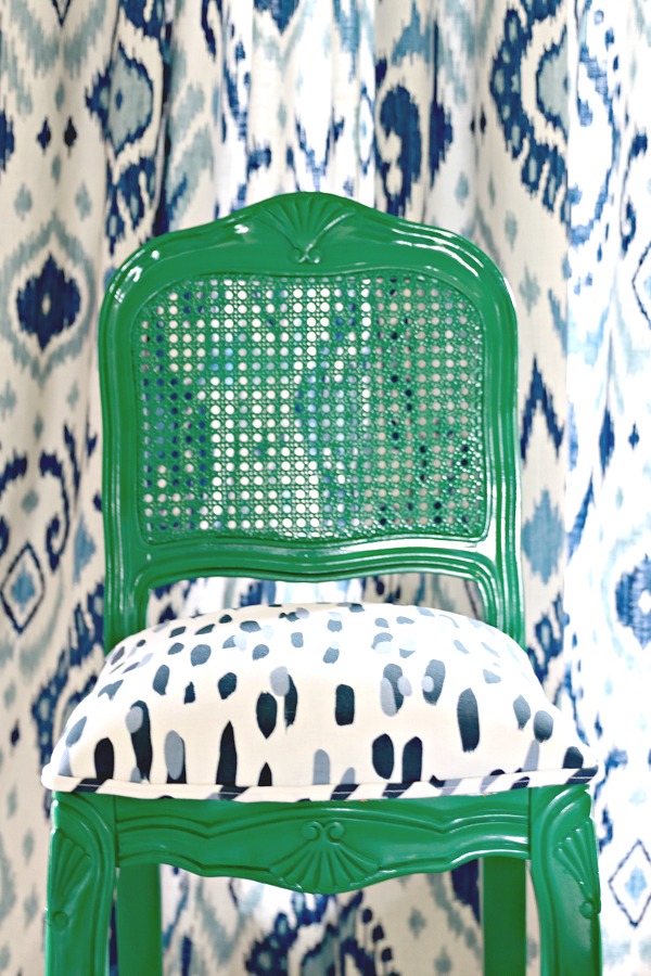 HOW TO RECOVER AN UPHOLSTERED NONREMOVABLE CHAIR SEAT BARSTOOL