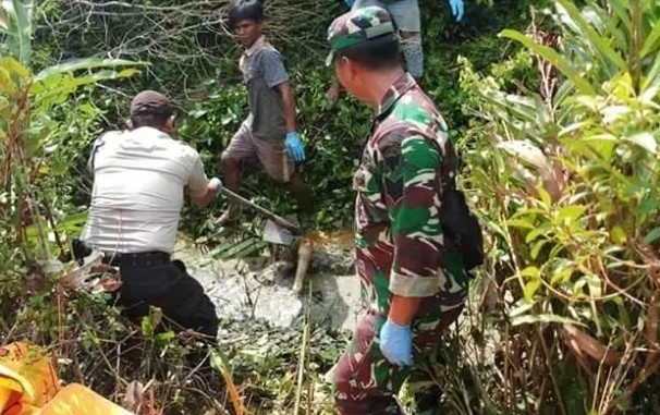 Sesosok Mayat Perempuan Ditemukan Terbenam Dalam Lumpur di Langsa Desember 10, 2019