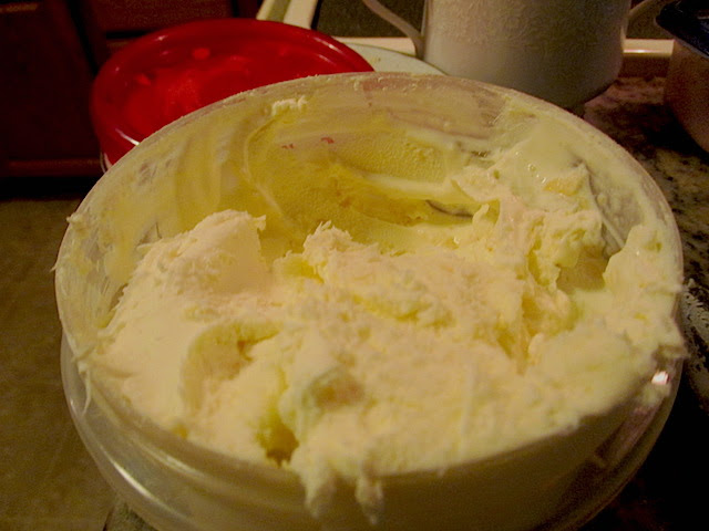 Zombie Parent's Guide: One Ingredient Challenge: Clotted Cream
