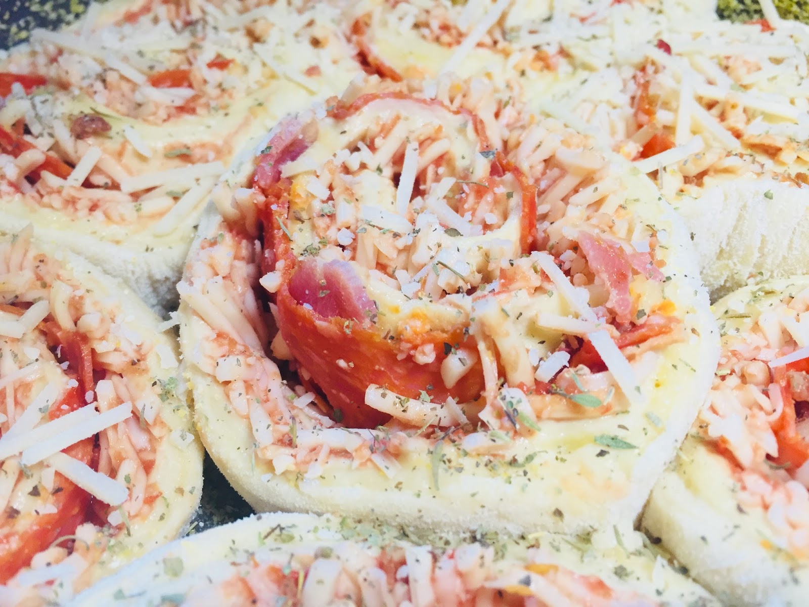 Pepperoni Bacon Pizza Rolls