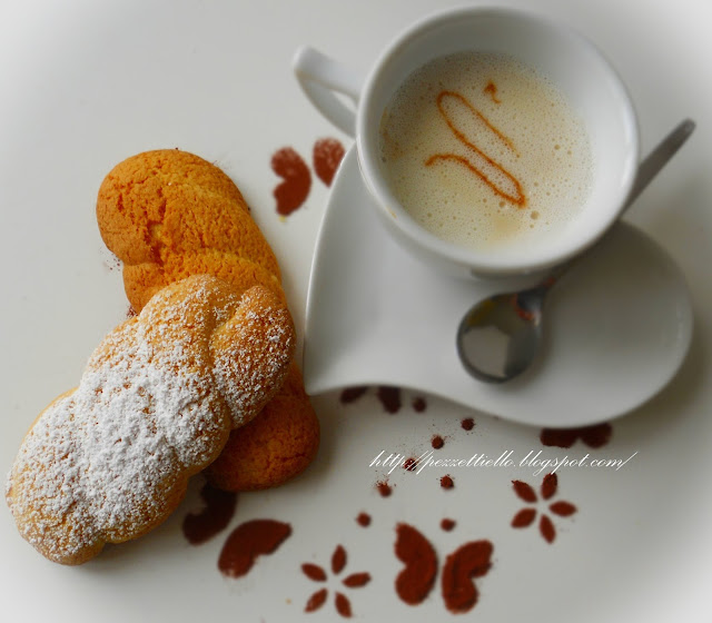 Biscotti rustici dietetici con crem caramel al cocco