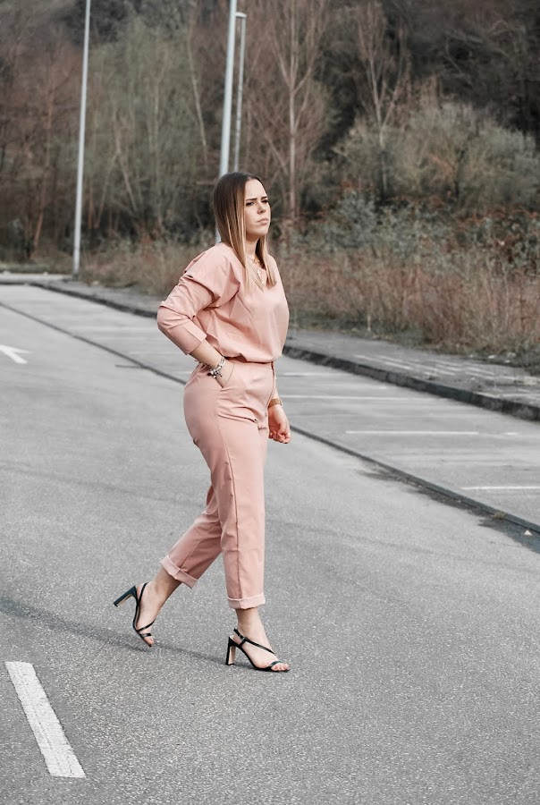 Outfit conjunto dos piezas de JustFashionNow