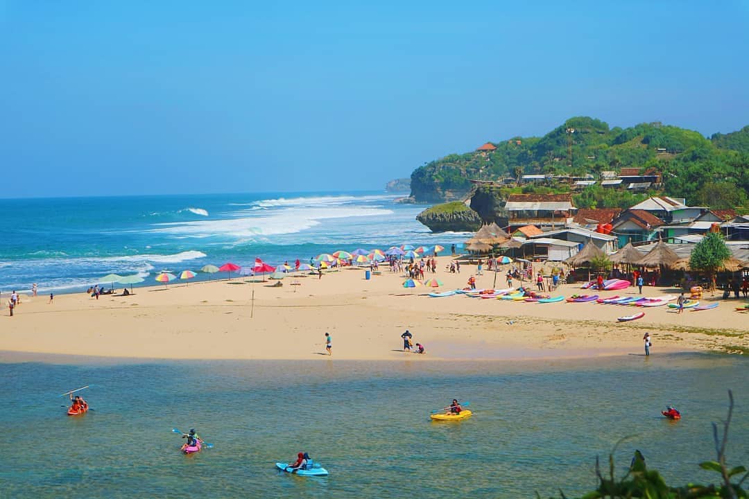 Pantai Drini Gunung Kidul, Harga Tiket Masuk Terbaru 2021 - Yanacircle.com