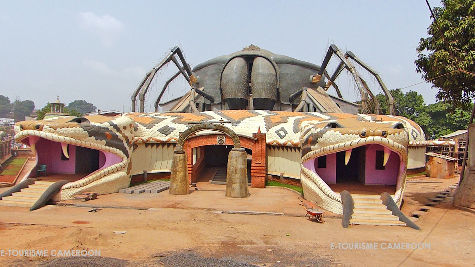 LE TOURISME CULTUREL AU CAMEROUN