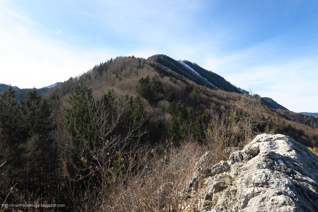 Lärlkogel (927m), Fahrnaugupf (1239m), Geißwand (872m), Falmbachgupf