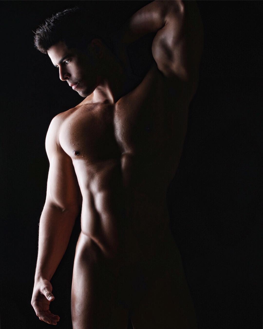 27579210_2039953302931000_32928705945586