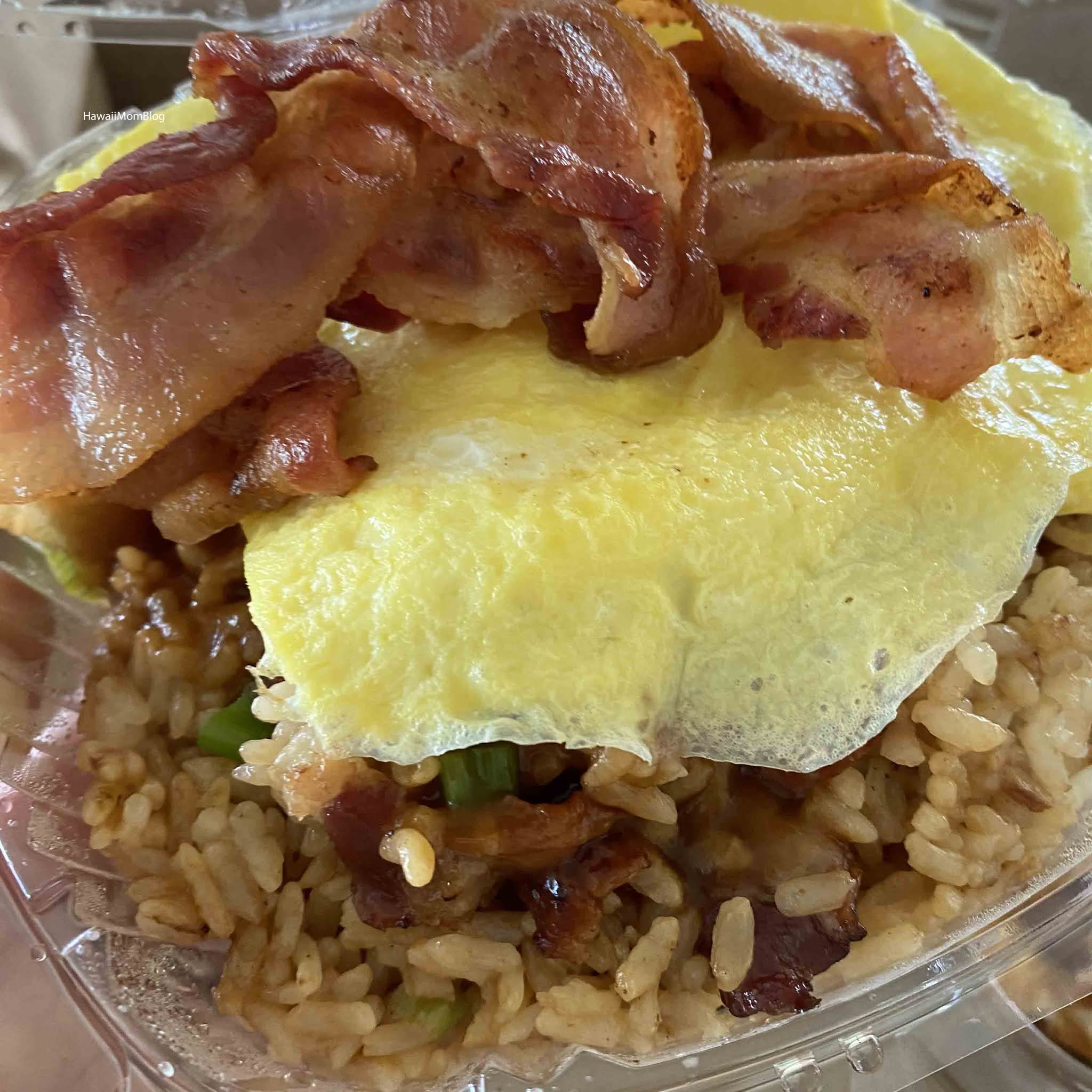 Hawaii Mom Blog: Visit Hilo: Cafe 100