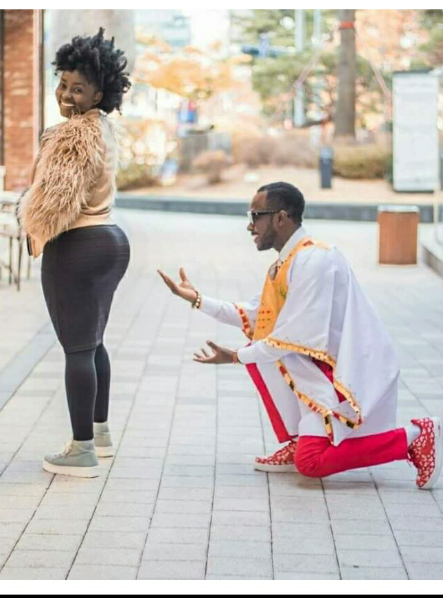 OKYEAME KWAME CELEBRATE WIFE ON THEIR 9th WEDDING ANNIVERSARY