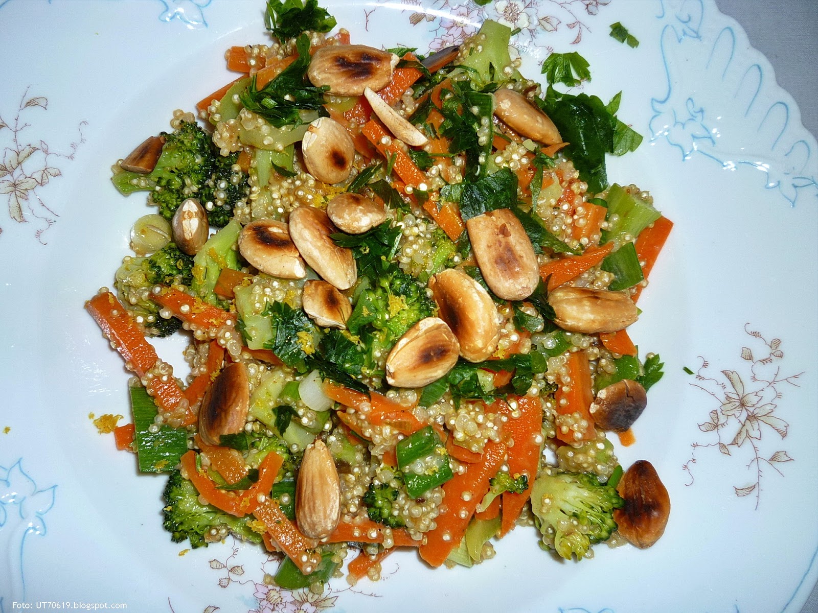 Kraut &amp; Rüben: Rezept. Quinoa-Brokkoli-Karotten-Salat.