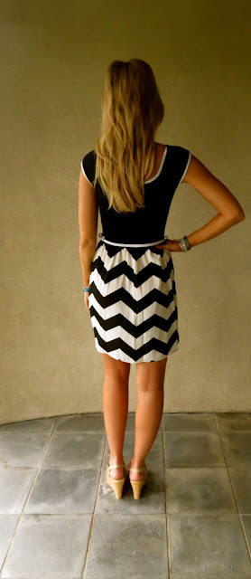 Bella Style Boutique Blog : NEW ITEM! Black and White Classy Chevron Dress!