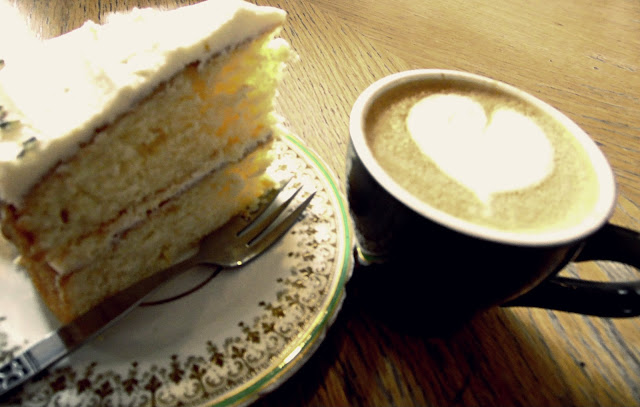 cake and coffee in edinburgh coffee shop