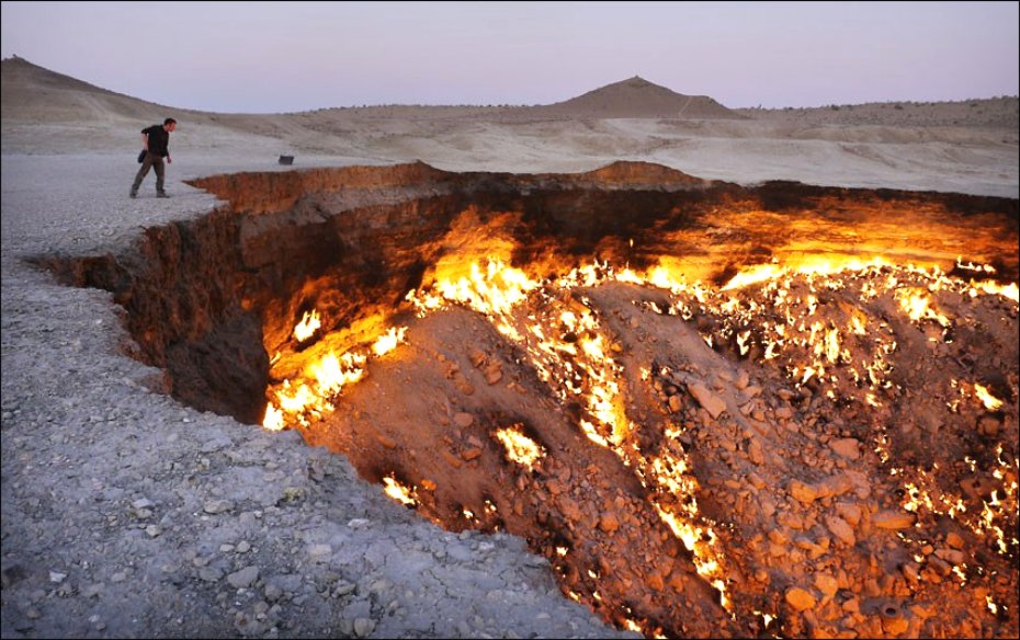 Suburban Spaceman Darvaza Gates Of Hell Gas Crater In The Karakum suburban-spaceman-darvaza-gates-of-hell-gas-crater-in-the-karakum