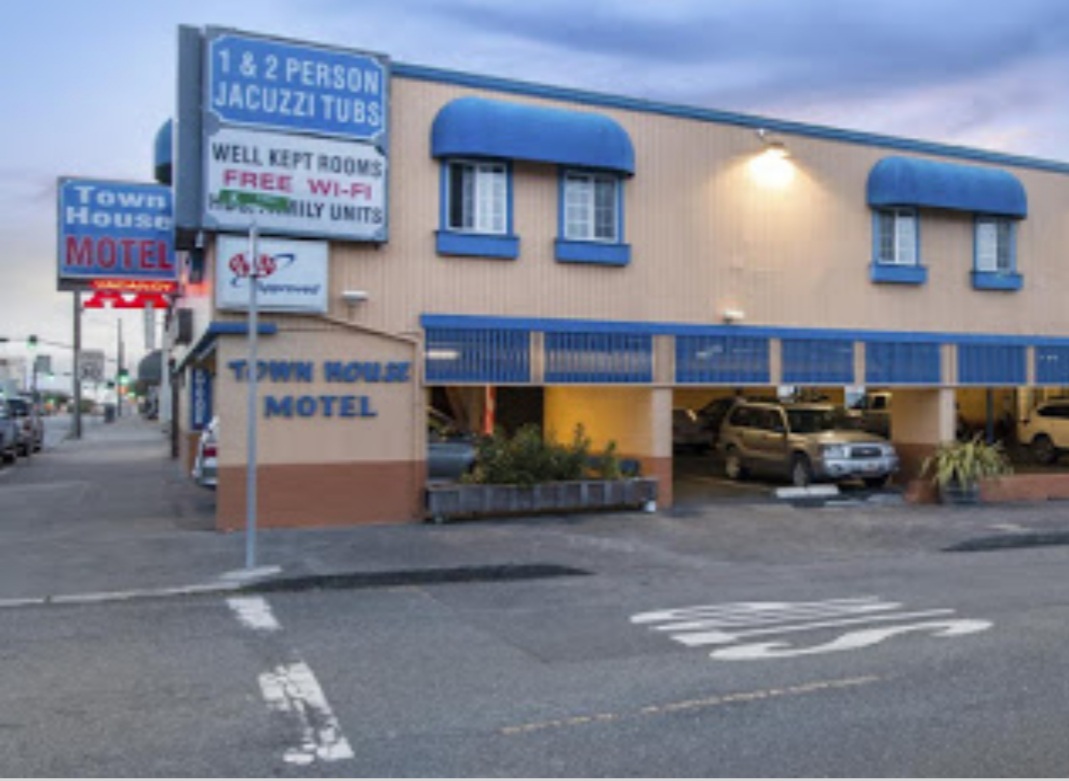 Show Your Worth Up Crossword / Show up in every single moment like you