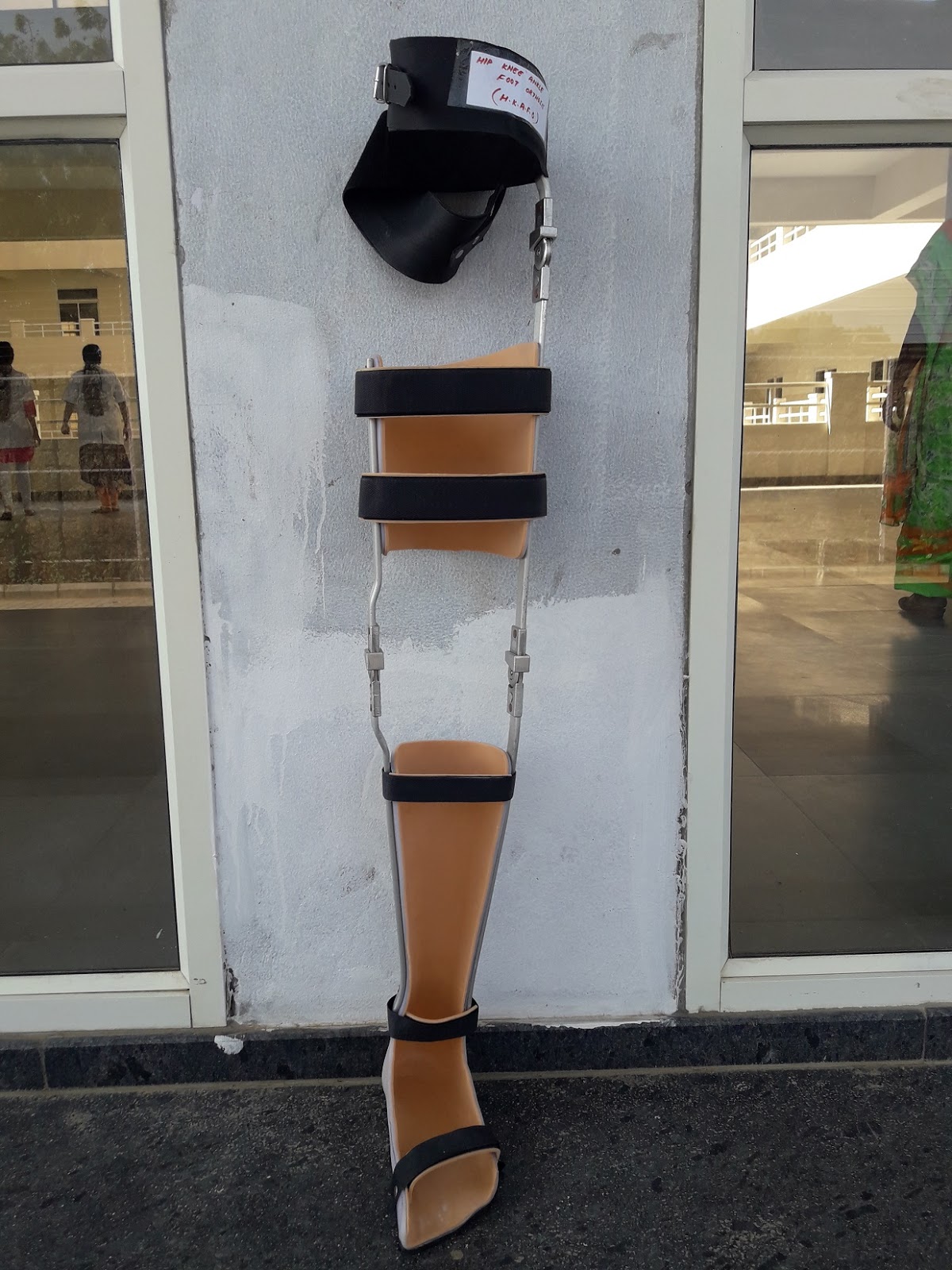 custom leg braces for disabled November 2019