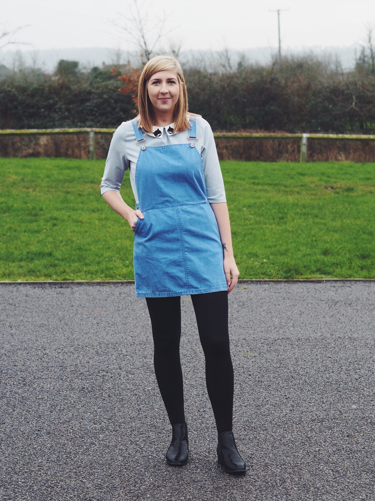 newlook, denimpinafore, pinaforedress, wiw, whatimwearing, sugarhillboutique, sugarhillboutiquecattop, asseenonme, ootd, outfitoftheday, lotd, lookoftheday, ASOS, chelseaboots, perterpancollar, fbloggers, fblogger, fashionblogger