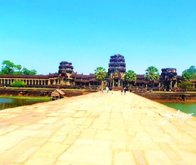 Angkor Wat by gurlayas.blogspot.com