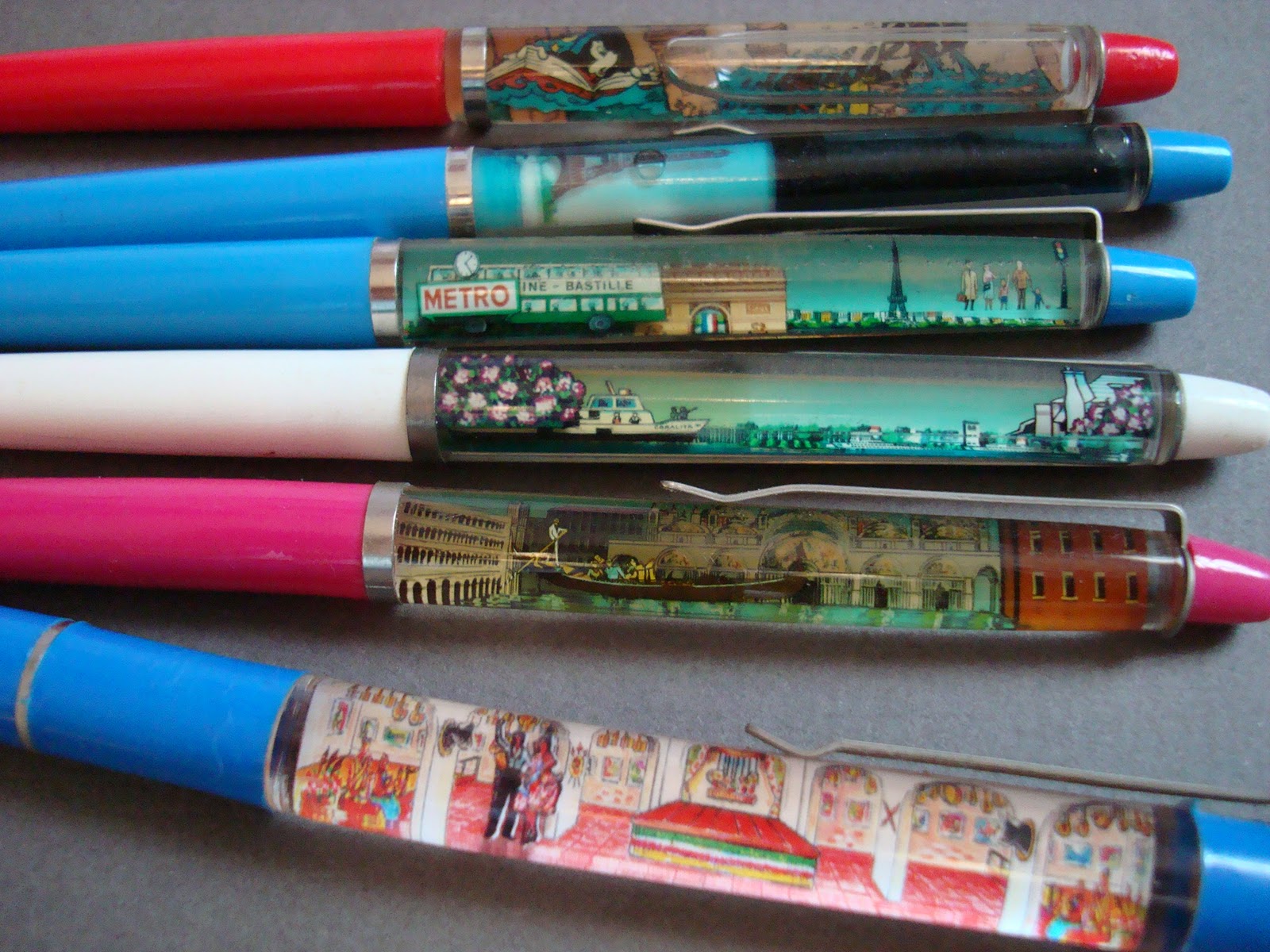 ART & INSPIRATION Floaty Travel Pens Collecting