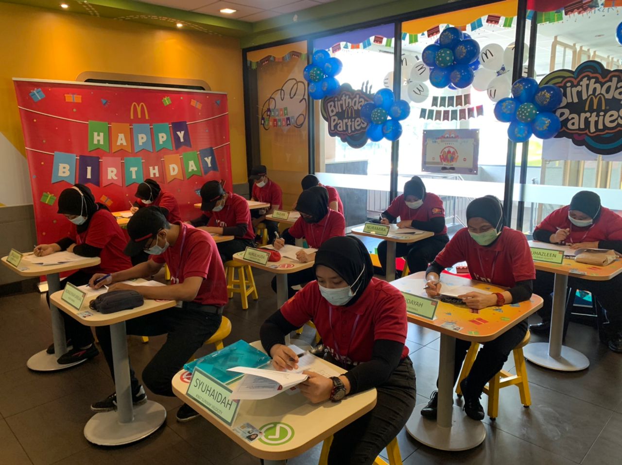 Peluang Pekerjaan untuk Belia Malaysia