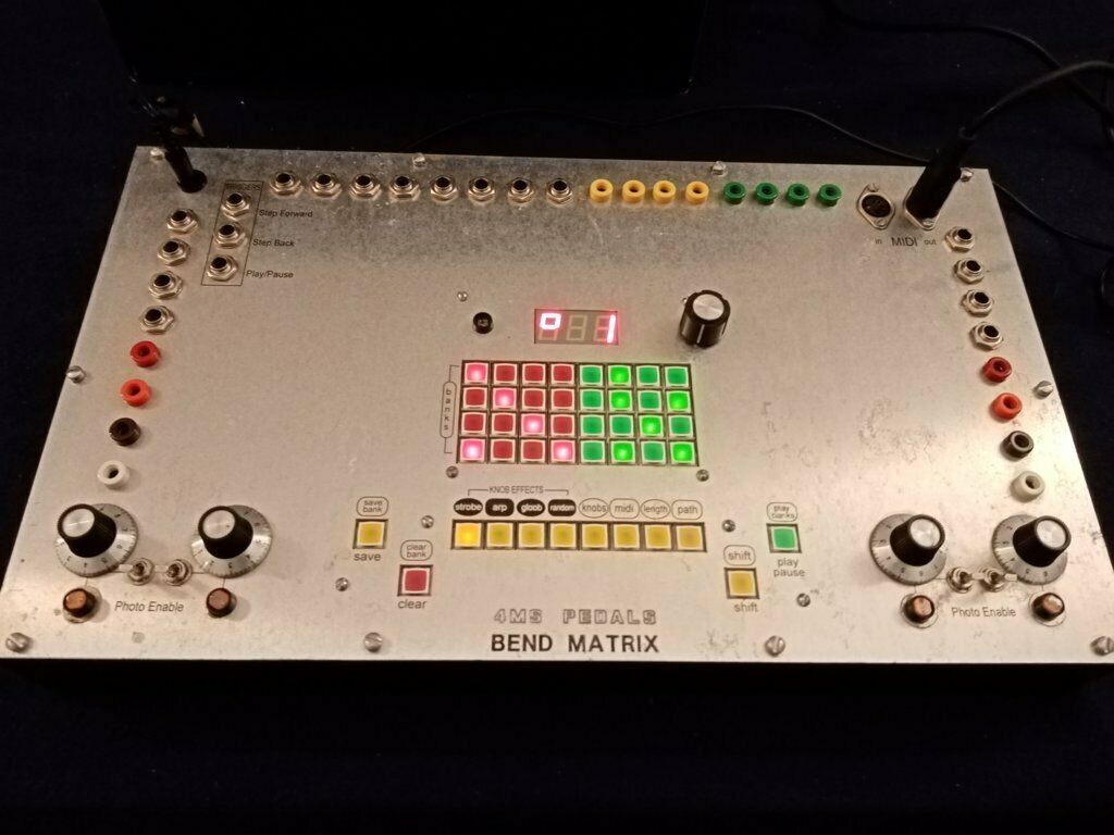 MATRIXSYNTH 4MS Pedals BEND MATRIX vintage programmable sequencer for
