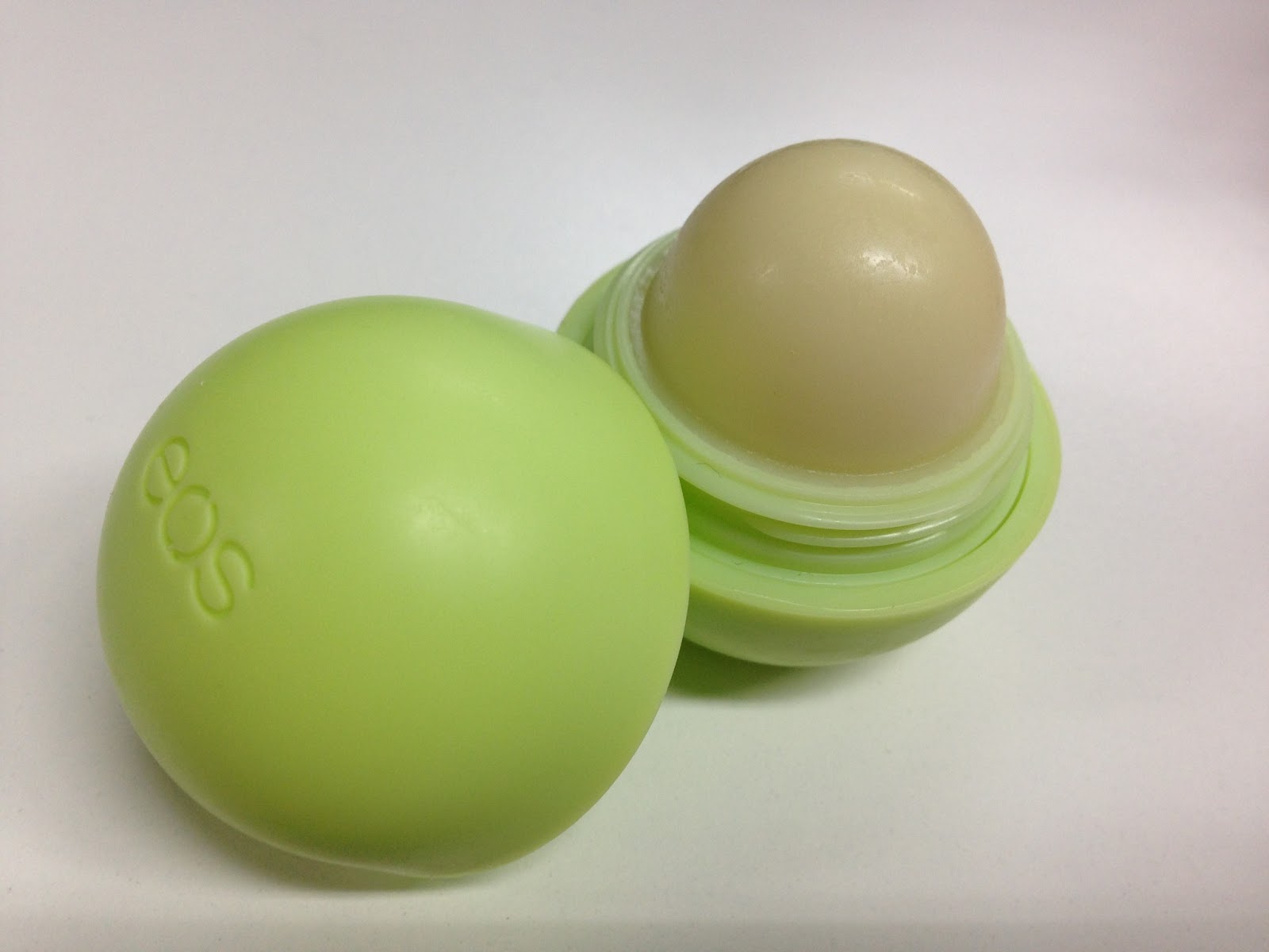 EOS Lip Balm Honeysuckle Honeydew