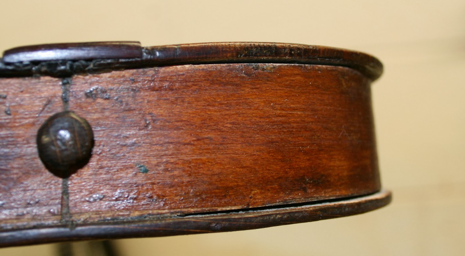 TMc Woodworks Violin repair job Part 1