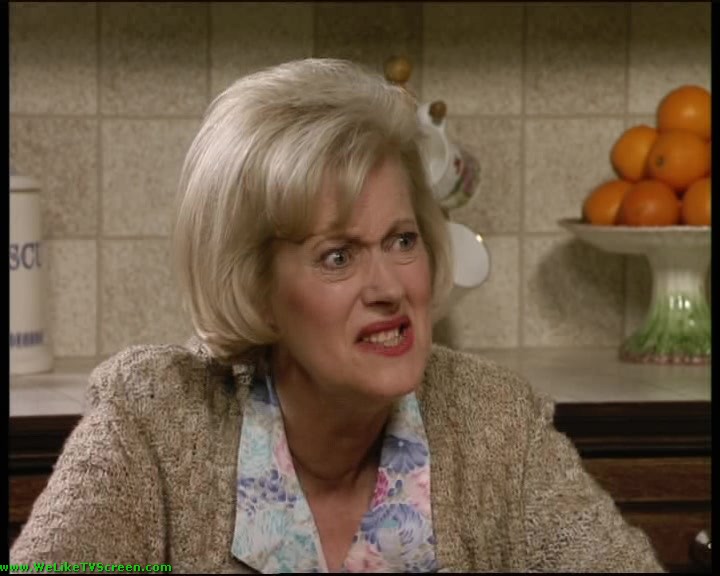 We Like TV Screen Keeping Up Appearances 03x01 Early Retirement