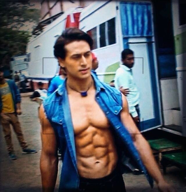 Shirtless Bollywood Men Tiger Shroff
