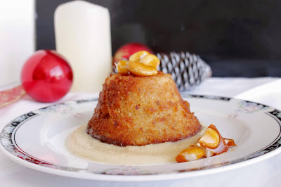 Receta de Bizcocho cremoso de turrón con almendras caramelizadas