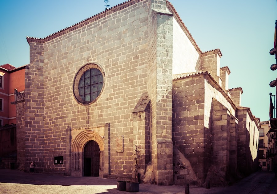 Las 7 Iglesias imperdibles de Ávila que puedes ver en un día