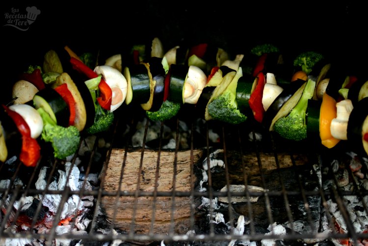 Pinchos-de-vegetales-barbacoa-03