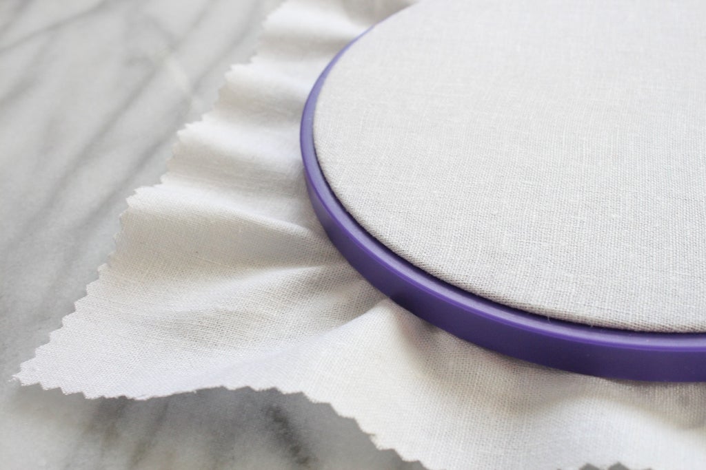 Hướng dẫn căng vòng thêu