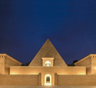 forma piramidale nel labirinto della Masone