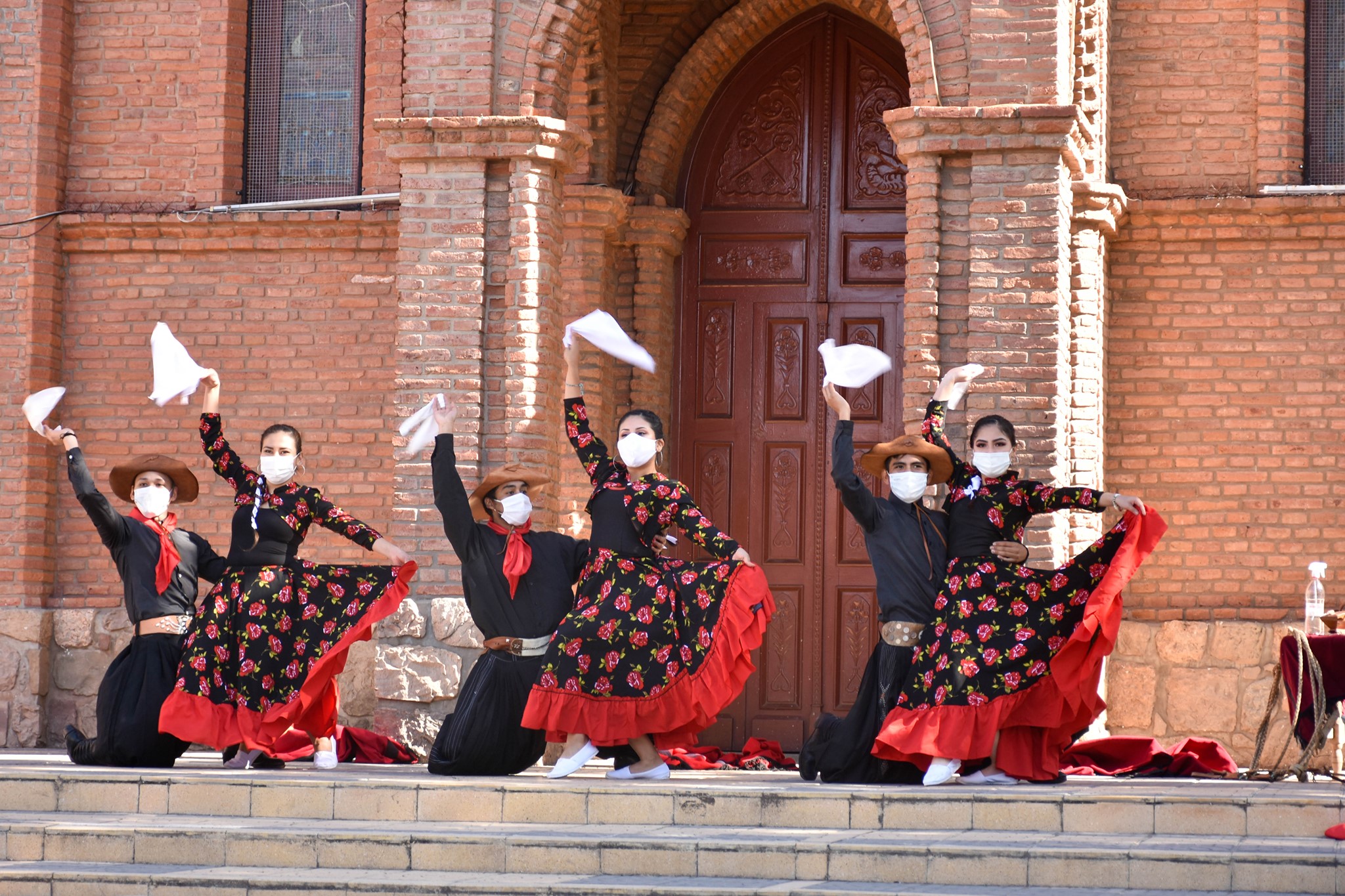 Serenata virtual Con fe, alegría y devoción Yacuiba vive su fiesta