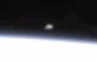 UFO News ~ 9/10/2015 ~ UFO Speeds Up When Seen Over Australia and MORE UFO%252C%2BUFOs%252C%2Bsighting%252C%2Bsightings%252C%2BTim%2BCook%252C%2BJade%2BHelm%252C%2BStonehenge%252C%2BAsteroid%252C%2BStar%2BTrek%252C%2BStargate%252C%2Btop%2Bsecret%252C%2BET%252C%2Bsnoopy%252C%2Batlantis%252C%2BW56%252C%2Buredda%252C%2BShakira%252C%2BGod%252C%2Bqueen%252C%2BUK%252C%2Binsect%252C%2BNibiru%252C%2BAI%252C%2B%2BISS%252C%2Bnews%252C%2Bangel%252C%2Bstation%252C%2Buredda%252C%2BW56%252C%2BCTR%252C%2B2