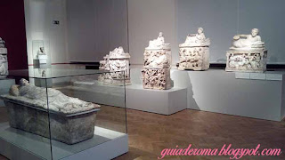 O Altes Museum em Berlim sarcofagos etruscos - O Altes Museum em Berlim