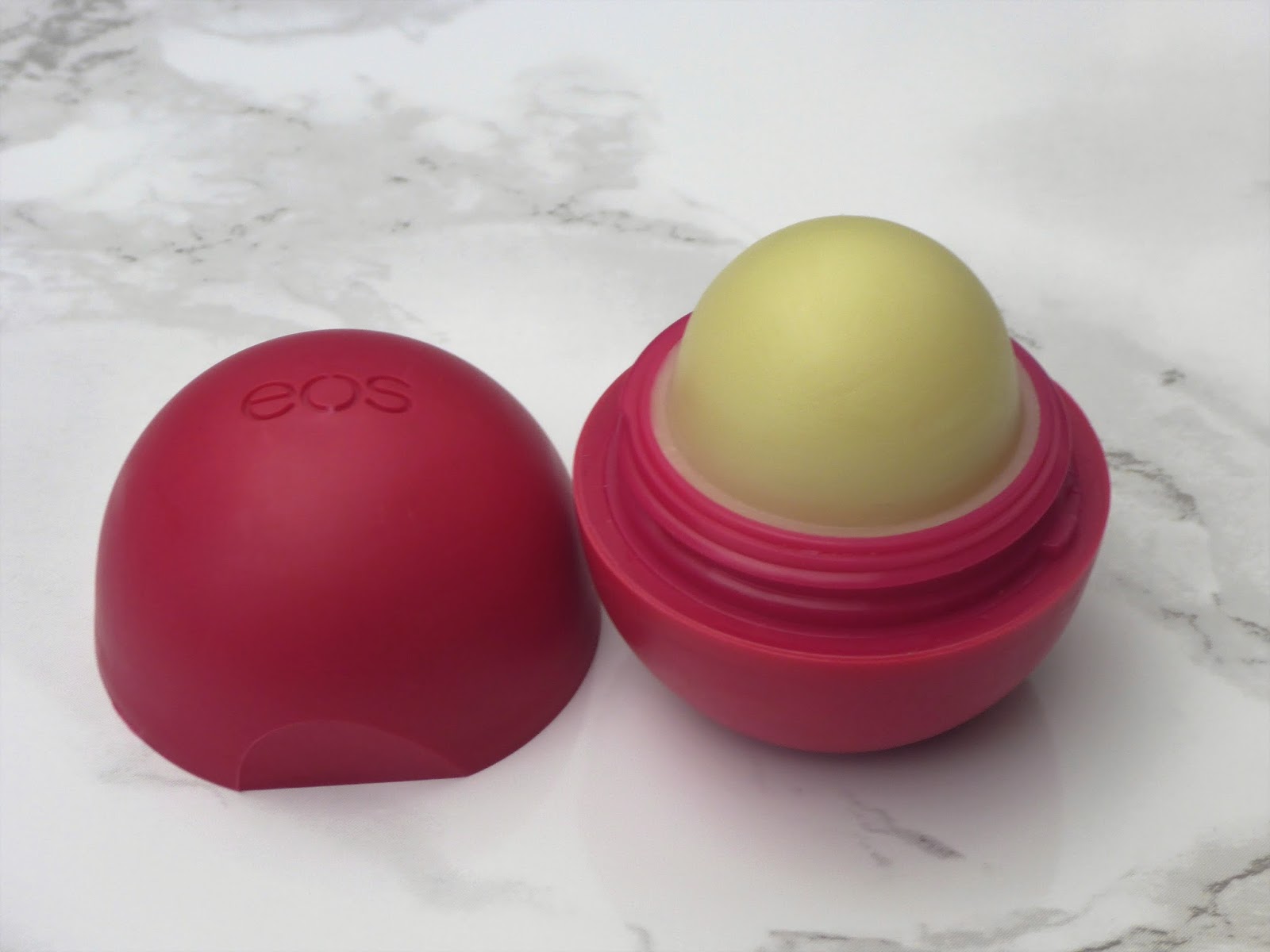 EOS Lip Balm Pomegranate Raspberry