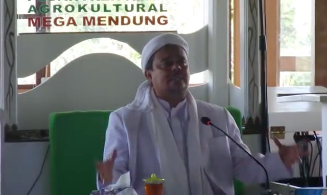 Diterpa Isu Makar, Habib Rizieq Ungkap Sejumlah Benda Tajam Yang Banyak Terdapat Di Pesantrennya