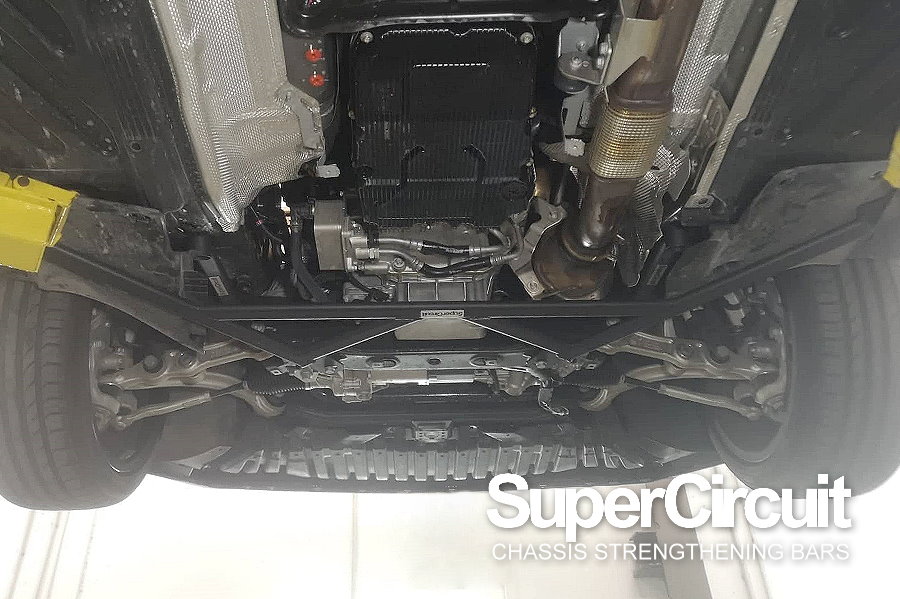 SUPERCIRCUIT CHASSIS STRENGTHENING BARS: Mercedes Benz C-class (W205