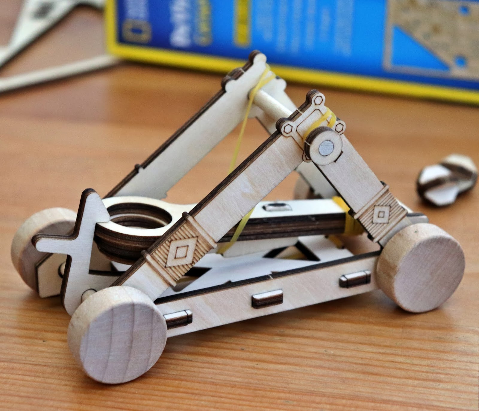 Create With Mom National Geographic STEM kits and Giveaway