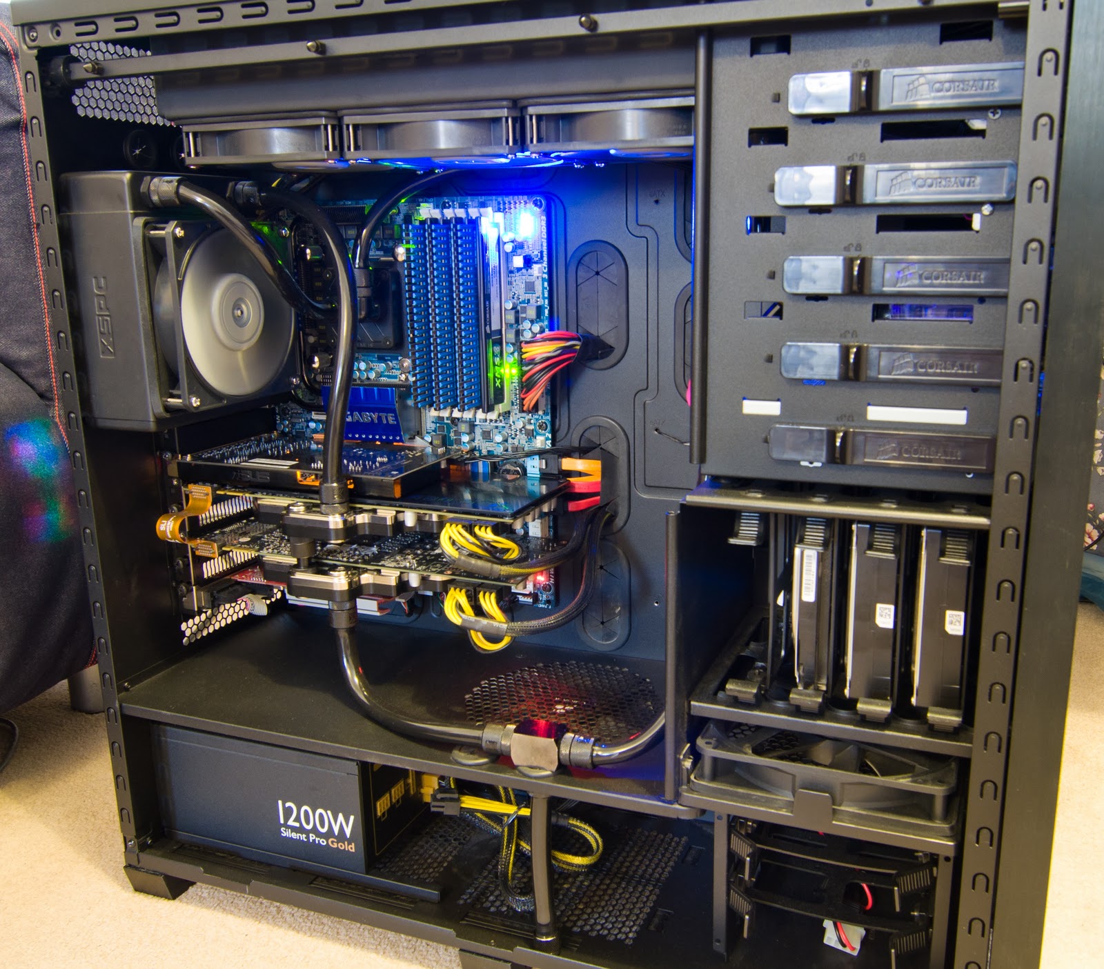 Pc builder simulator. наладчик аппаратного и программного обеспечения. восстановления данных pc-3000. Pc-3000 udma flash. Computer case parts.