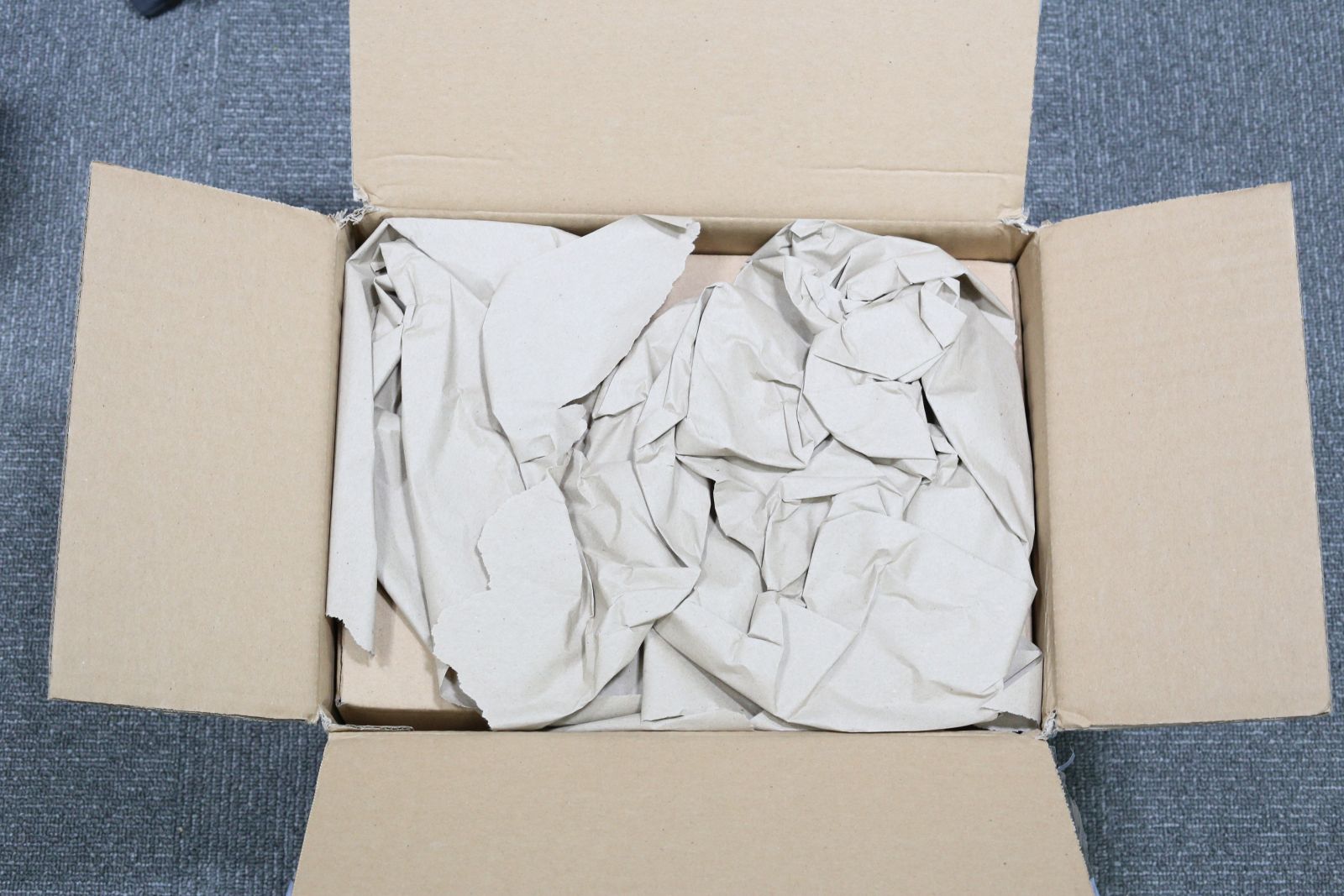 デジタル時代の持続可能性にどう貢献するか? PDF のベスト プラクティス – 紙の使用量の削減と効率的な文書管理