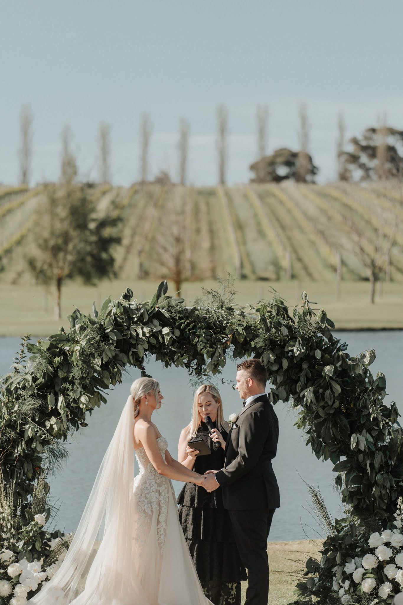 shannon stent photography stunning fraser gallop estate bridal gowns venue floral design