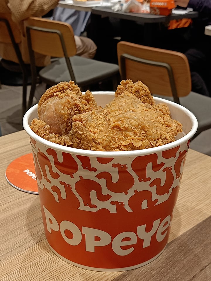 Shopgirl Jen ADD A LITTLE SPICE WITH POPEYES' CAJUN SPICY MENU