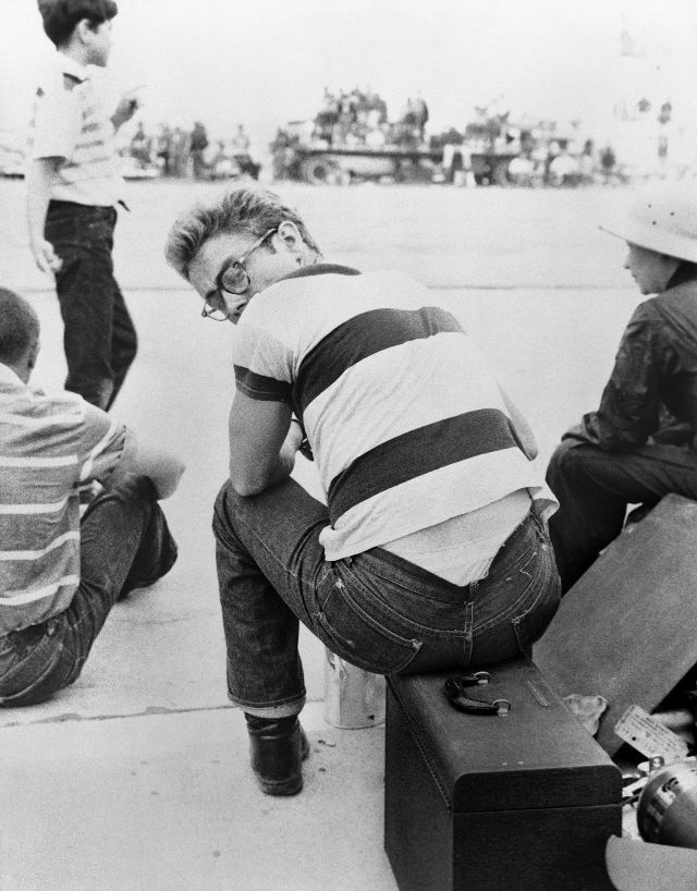 20 Vintage Photos of James Dean in the 1950s Vintage Everyday