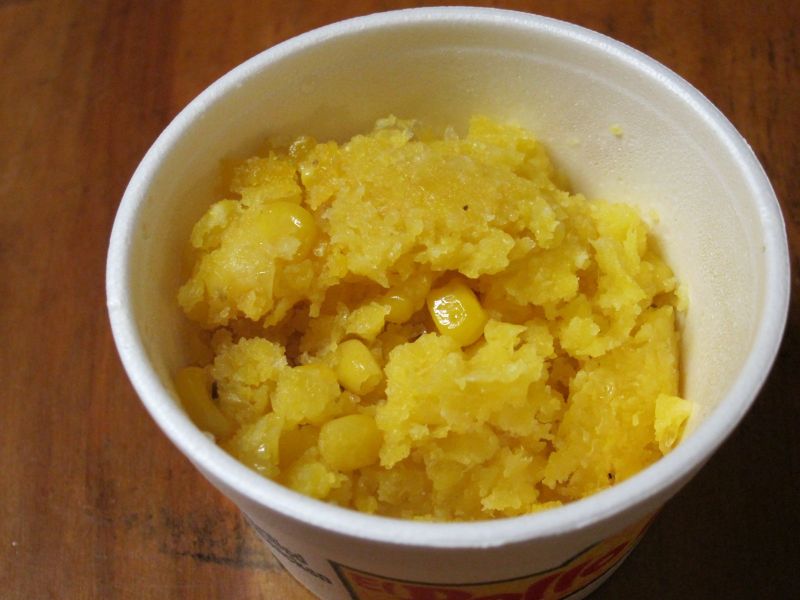 Review El Pollo Loco Sweet Corn Cake