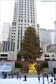 Árbol de Navidad y Pista de Patinaje del Rockefeller Center, Nueva York Árbol de Navidad y Pista de Patinaje del Rockefeller Center, Nueva York