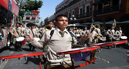 Anuncia Barbosa desfile escolar el 20 de noviembre en los 217 municipios del estado